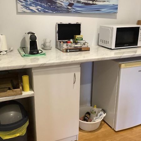 Oceanview Apartment Airlie Beach Exteriör bild