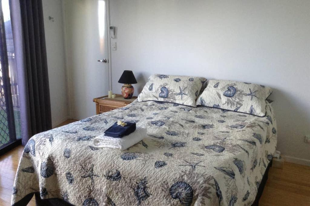Oceanview Apartment Airlie Beach Exteriör bild